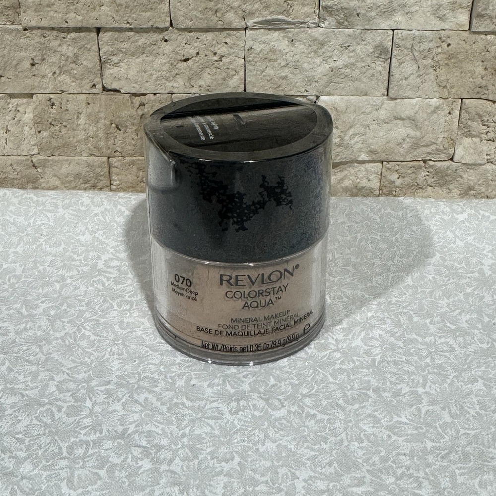NEW Revlon Colorstay Aqua Mineral Makeup 070 medium‎ deep New And Sealed